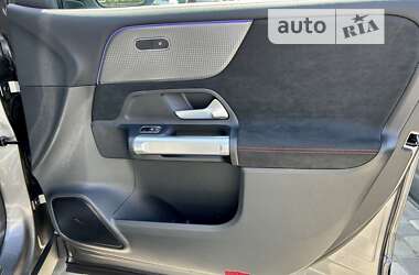 Внедорожник / Кроссовер Mercedes-Benz EQB 2022 в 