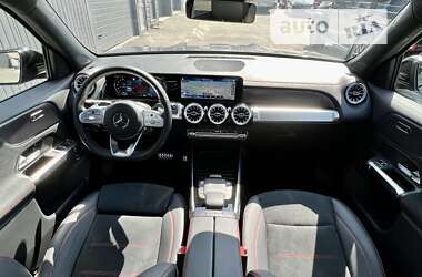 Внедорожник / Кроссовер Mercedes-Benz EQB 2022 в 