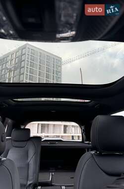 Позашляховик / Кросовер Mercedes-Benz EQB 2022 в 