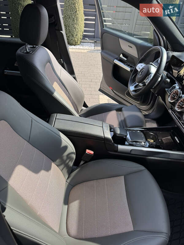 Внедорожник / Кроссовер Mercedes-Benz EQB 2022 в Ужгороде фото 16 Внедорожник / Кроссовер Mercedes-Benz EQB 2022 в Ужгороде