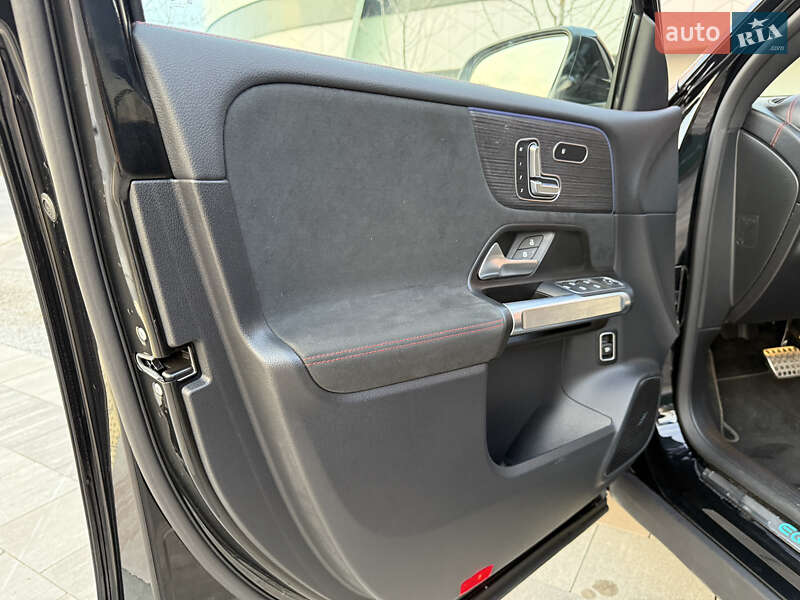 Внедорожник / Кроссовер Mercedes-Benz EQB 2024 в Киеве