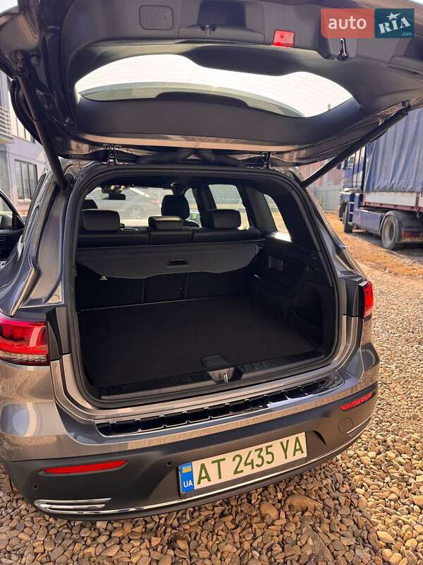 Внедорожник / Кроссовер Mercedes-Benz EQB 2023 в Косове