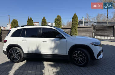 Позашляховик / Кросовер Mercedes-Benz EQB 2022 в 