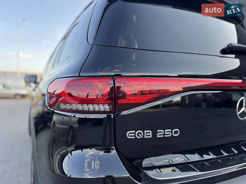 Внедорожник / Кроссовер Mercedes-Benz EQB 2022 в Тернополе