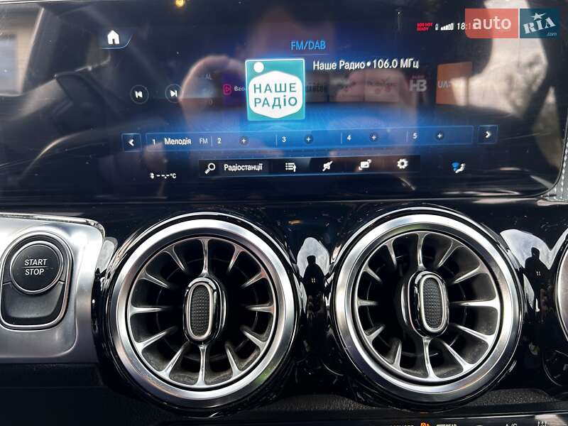 Внедорожник / Кроссовер Mercedes-Benz EQB 2023 в Львове