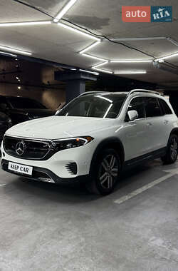 Позашляховик / Кросовер Mercedes-Benz EQB 2023 в 