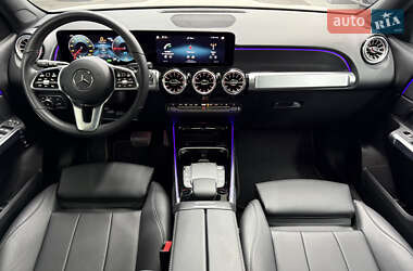 Позашляховик / Кросовер Mercedes-Benz EQB 2023 в 