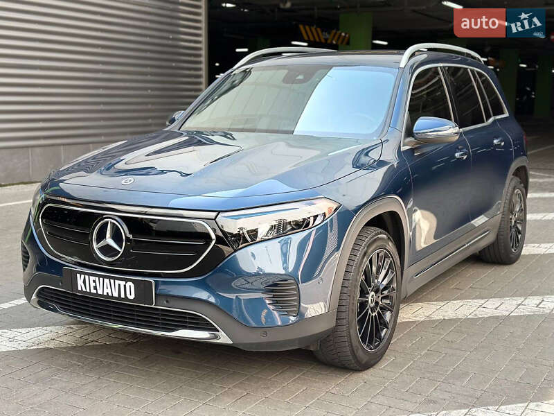 Mercedes-Benz EQB 2023