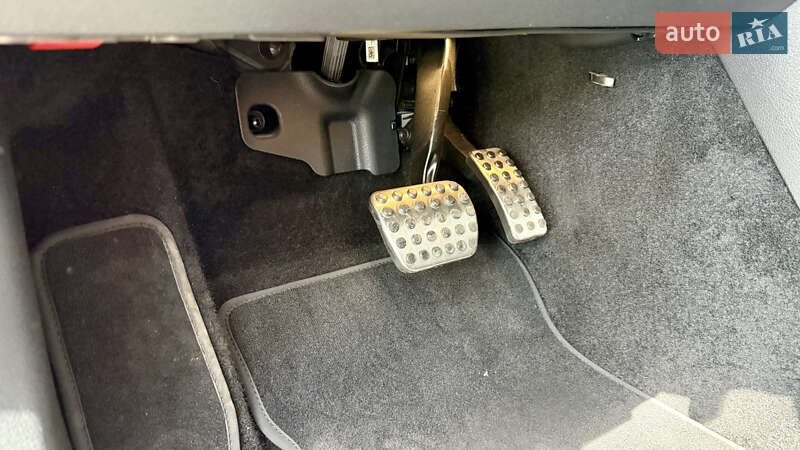 Позашляховик / Кросовер Mercedes-Benz EQB 2023 в Києві