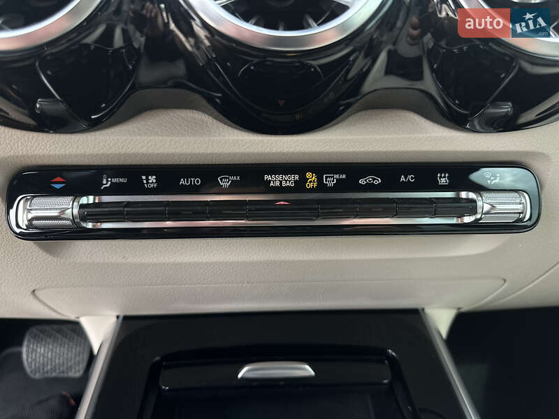 Внедорожник / Кроссовер Mercedes-Benz EQB 2023 в Киеве