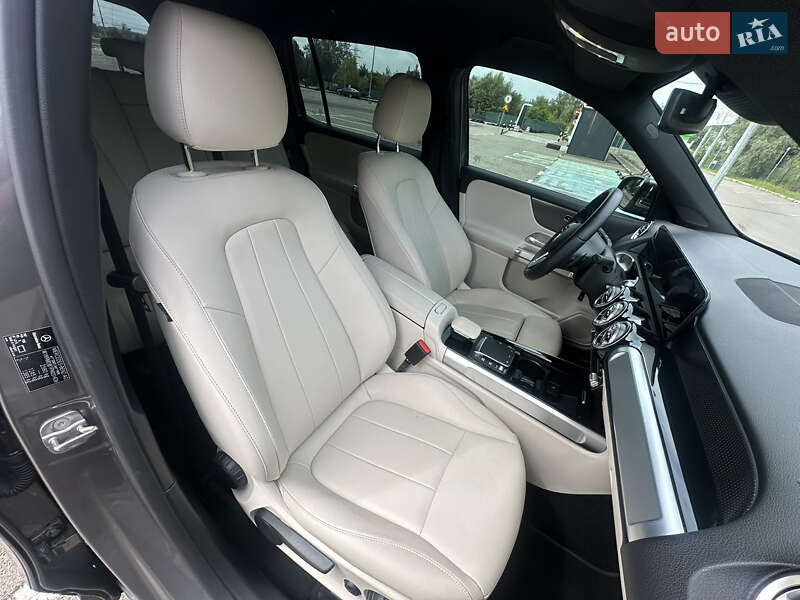 Внедорожник / Кроссовер Mercedes-Benz EQB 2023 в Киеве