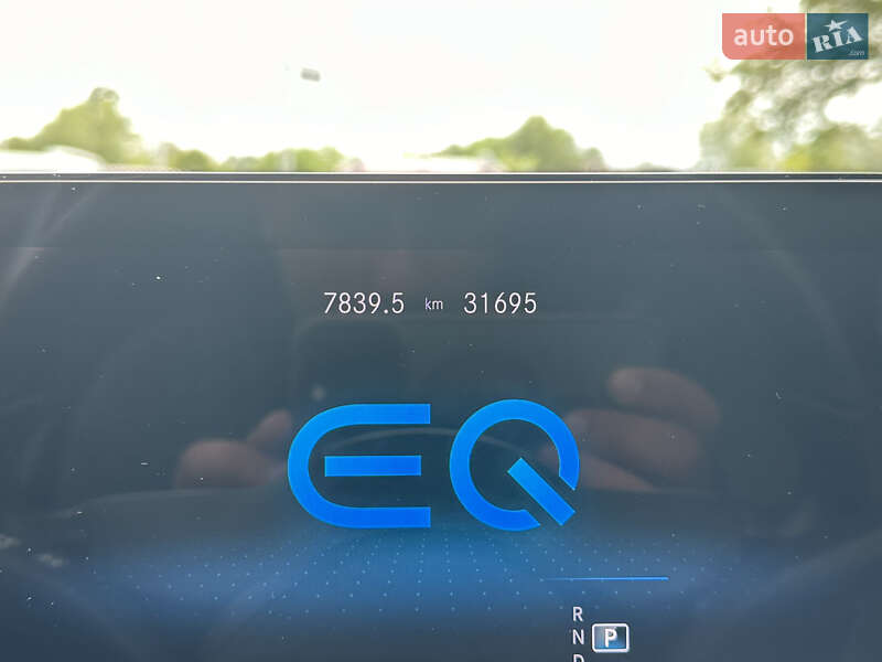 Внедорожник / Кроссовер Mercedes-Benz EQB 2023 в Киеве
