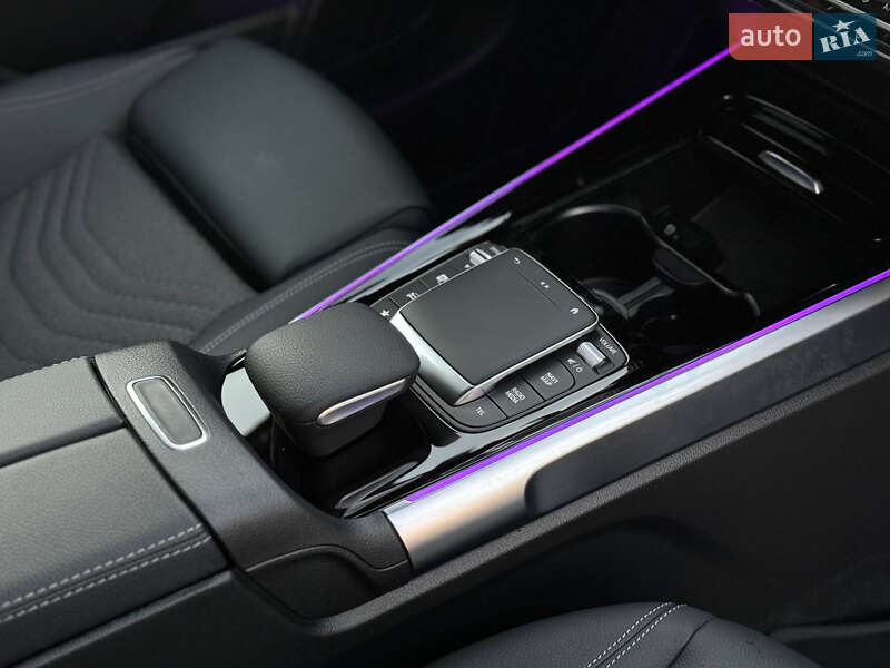 Внедорожник / Кроссовер Mercedes-Benz EQB 2023 в Киеве