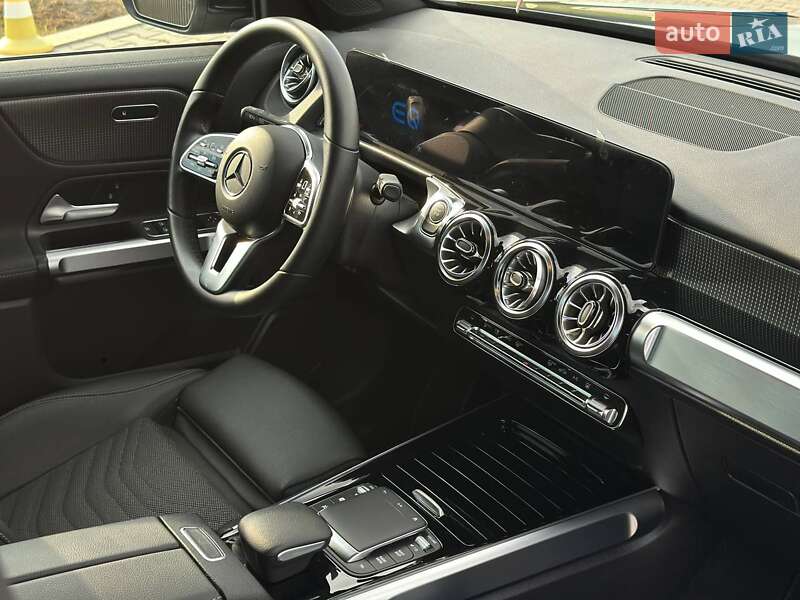 Позашляховик / Кросовер Mercedes-Benz EQB 2023 в Києві