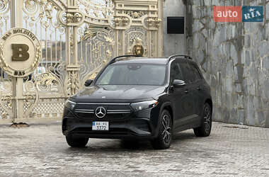 Позашляховик / Кросовер Mercedes-Benz EQB 2022 в Києві