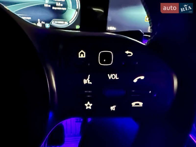 Внедорожник / Кроссовер Mercedes-Benz EQB 2022 в Киеве