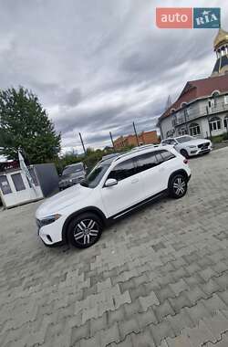 Mercedes-Benz EQB 2023