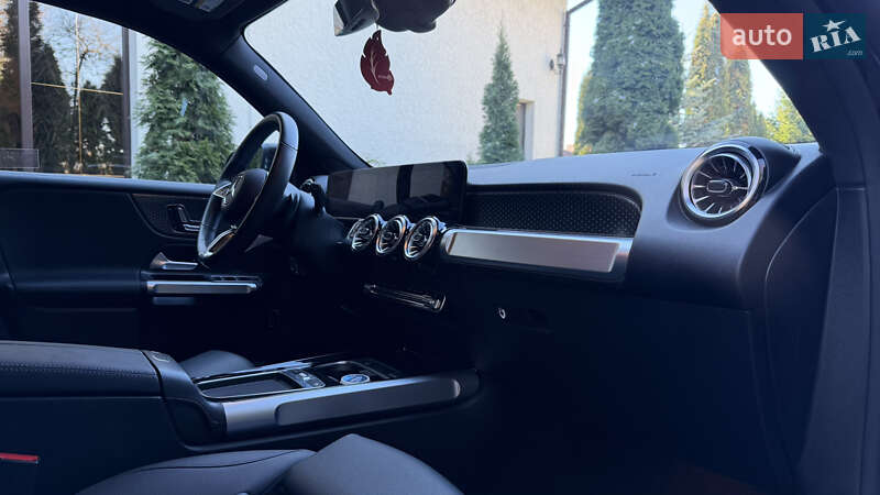 Позашляховик / Кросовер Mercedes-Benz EQB 2024 в Тернополі