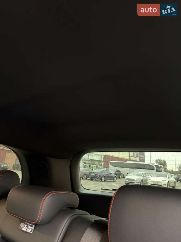 Внедорожник / Кроссовер Mercedes-Benz EQB 2023 в Киеве