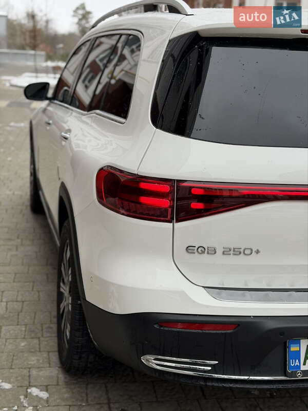 Позашляховик / Кросовер Mercedes-Benz EQB 2024 в Івано-Франківську