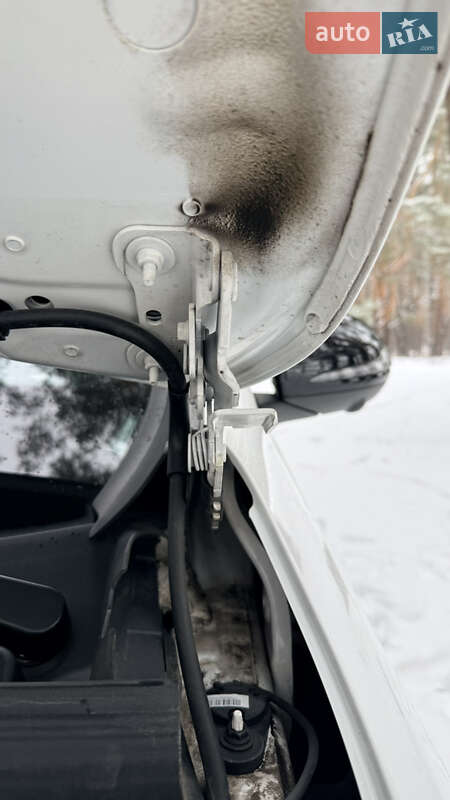 Позашляховик / Кросовер Mercedes-Benz EQB 2023 в Києві