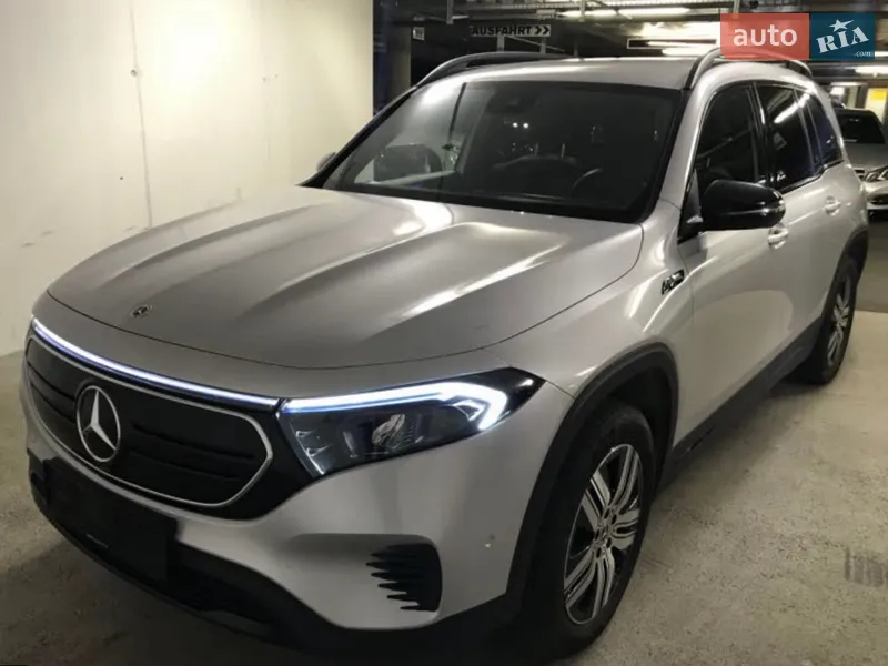Mercedes-Benz EQB 2022