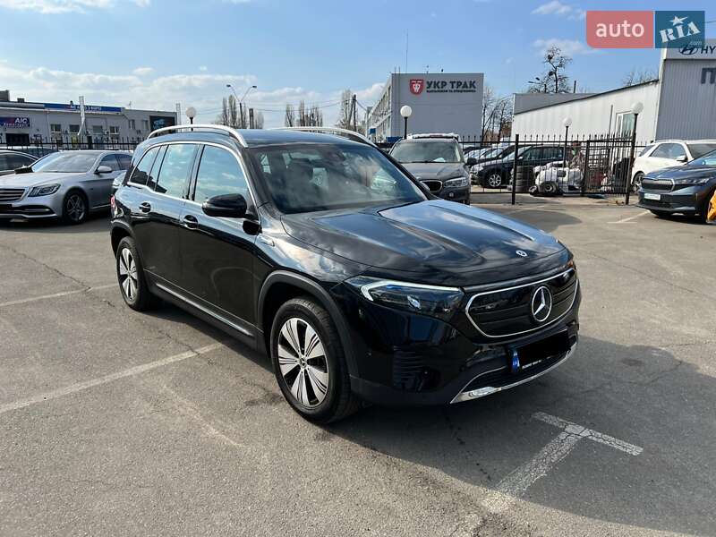 Mercedes-Benz EQB 2022
