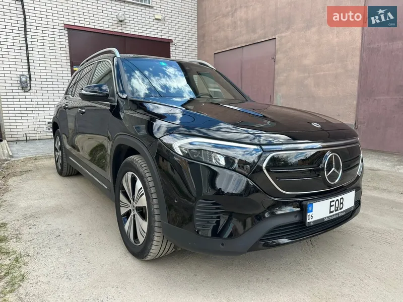 Mercedes-Benz EQB