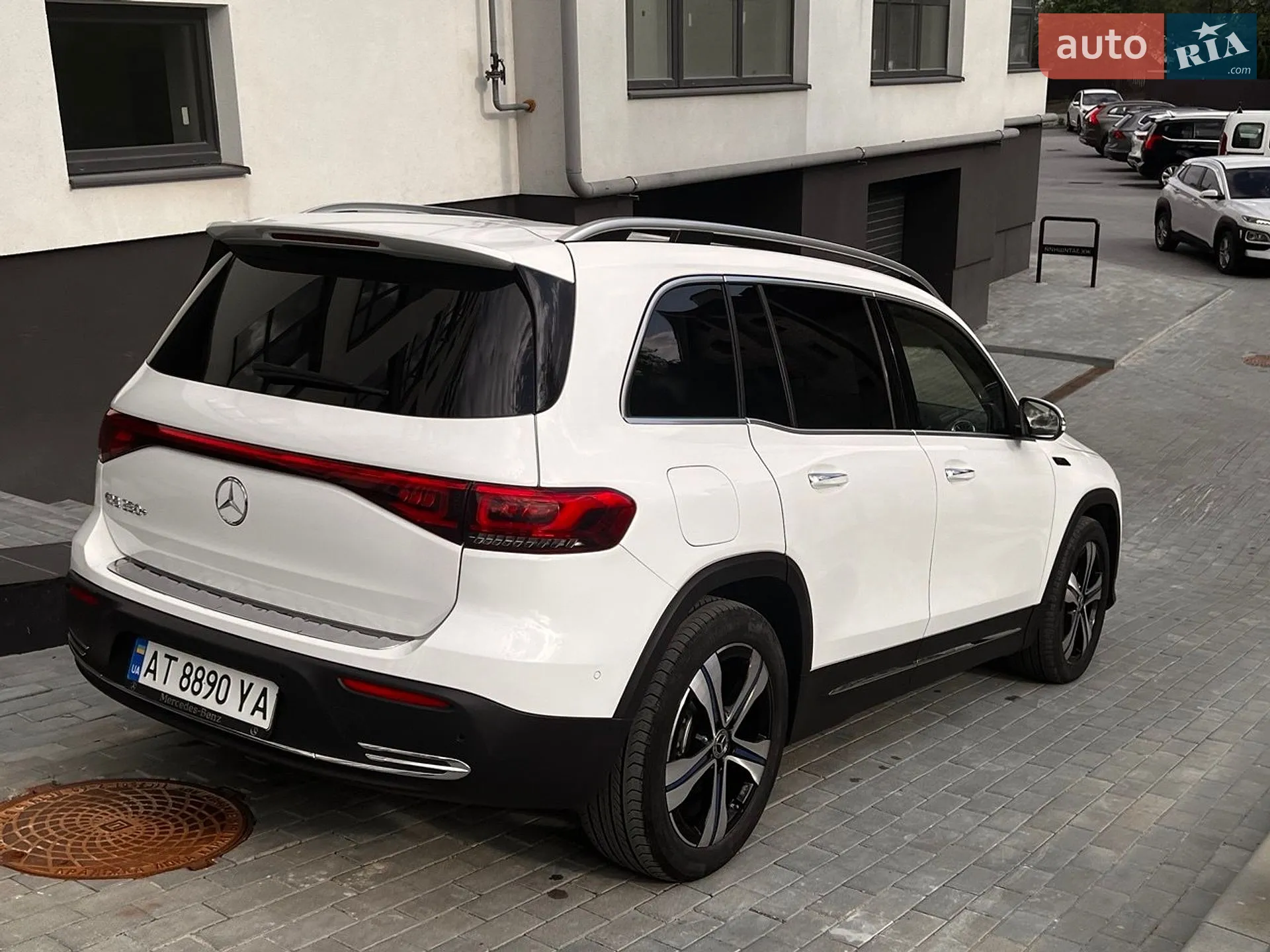 2022 Mercedes-Benz EQB - мініатюра 2