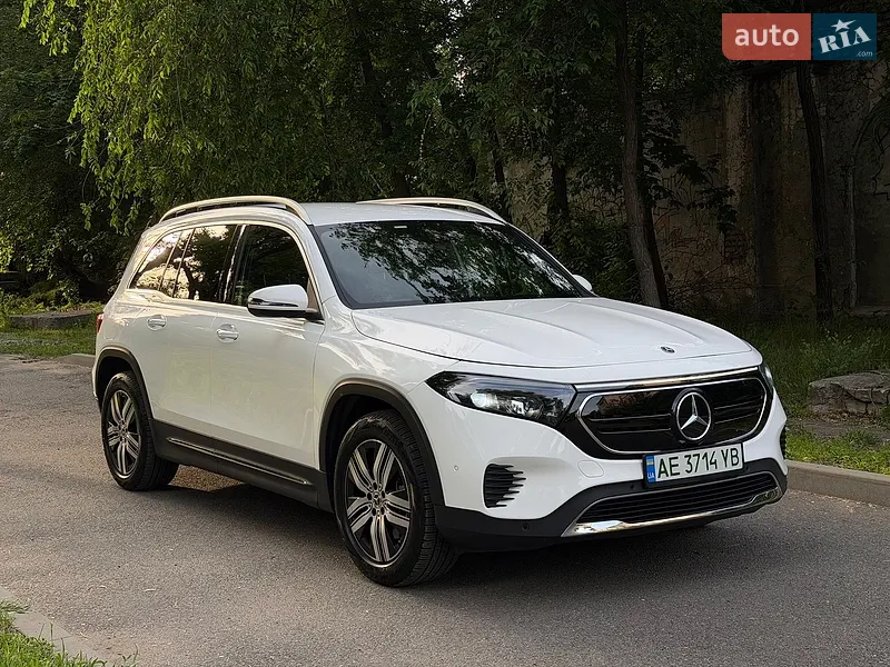Mercedes-Benz EQB