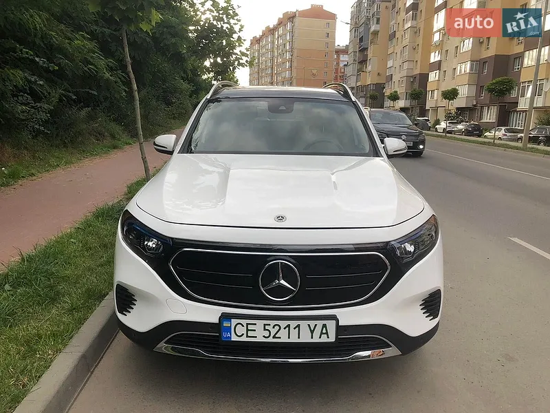 Mercedes-Benz EQB