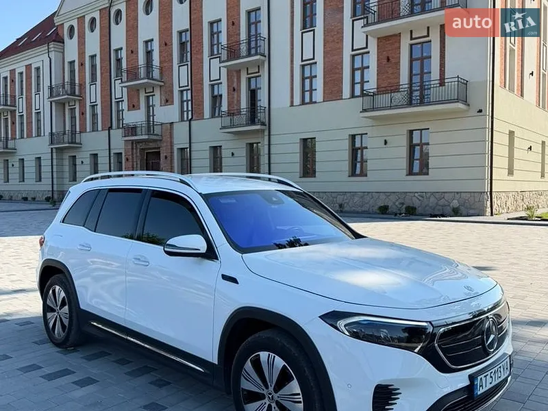Mercedes-Benz EQB 2022