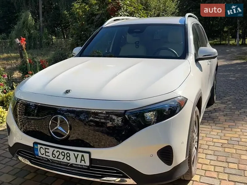Mercedes-Benz EQB