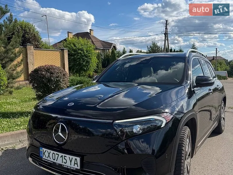 Mercedes-Benz EQB