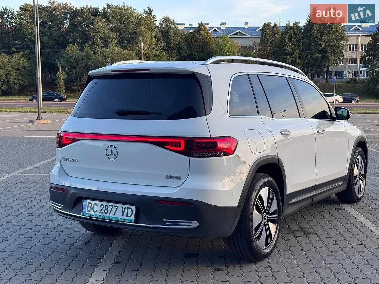 2022 Mercedes-Benz EQB - мініатюра 2
