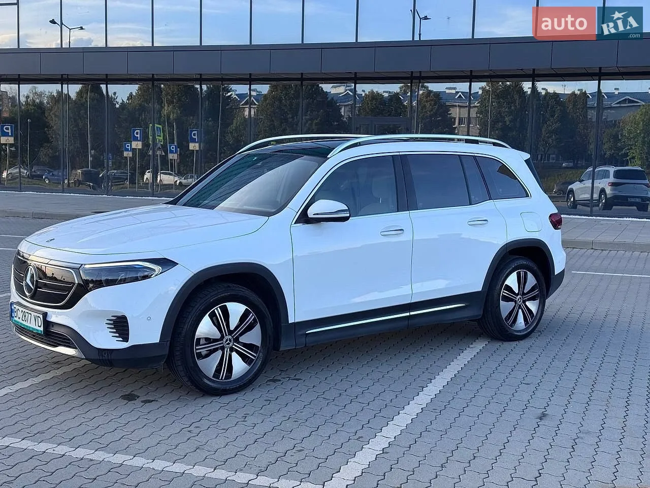 2022 Mercedes-Benz EQB - мініатюра 18