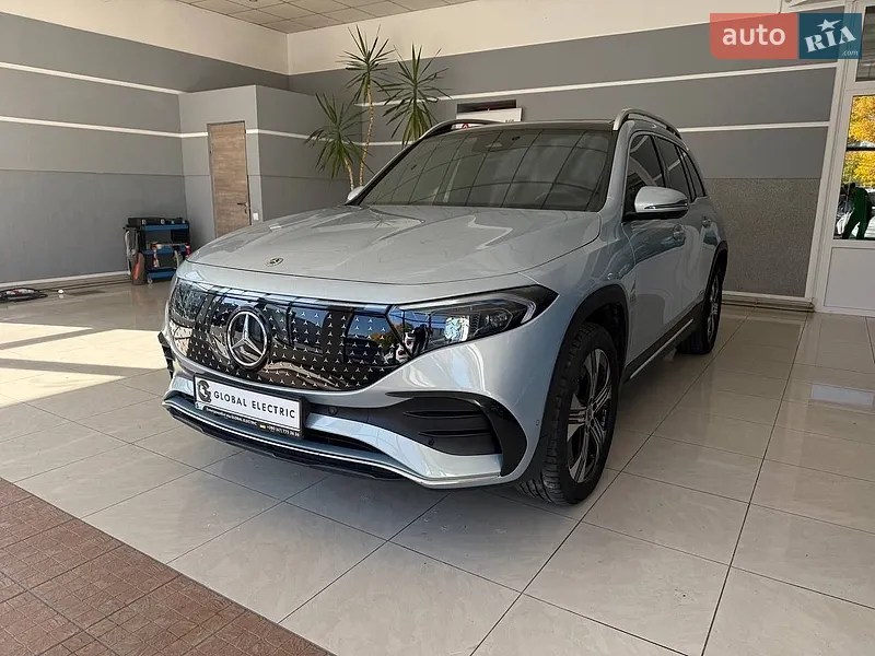 Mercedes-Benz EQB