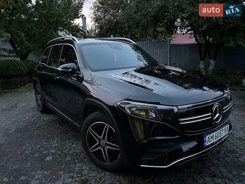 Mercedes-Benz EQB