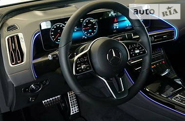 Позашляховик / Кросовер Mercedes-Benz EQC 2019 в 
