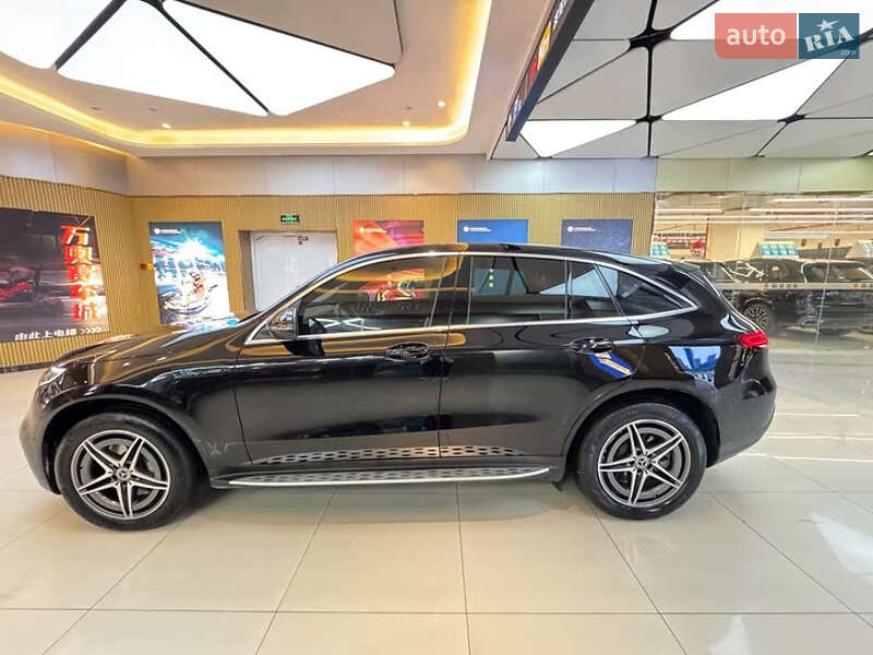 Позашляховик / Кросовер Mercedes-Benz EQC 2021 в Києві