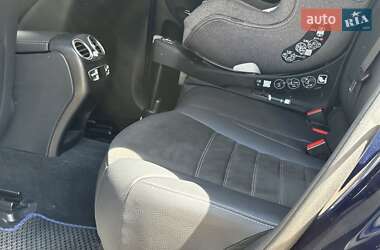 Позашляховик / Кросовер Mercedes-Benz EQC 2021 в 