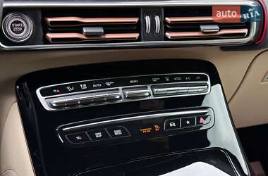 Позашляховик / Кросовер Mercedes-Benz EQC 2020 в 