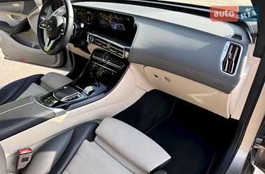 Позашляховик / Кросовер Mercedes-Benz EQC 2021 в 