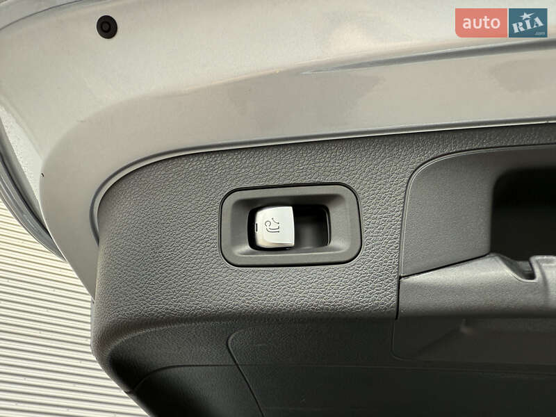 Внедорожник / Кроссовер Mercedes-Benz EQC 2019 в Ровно