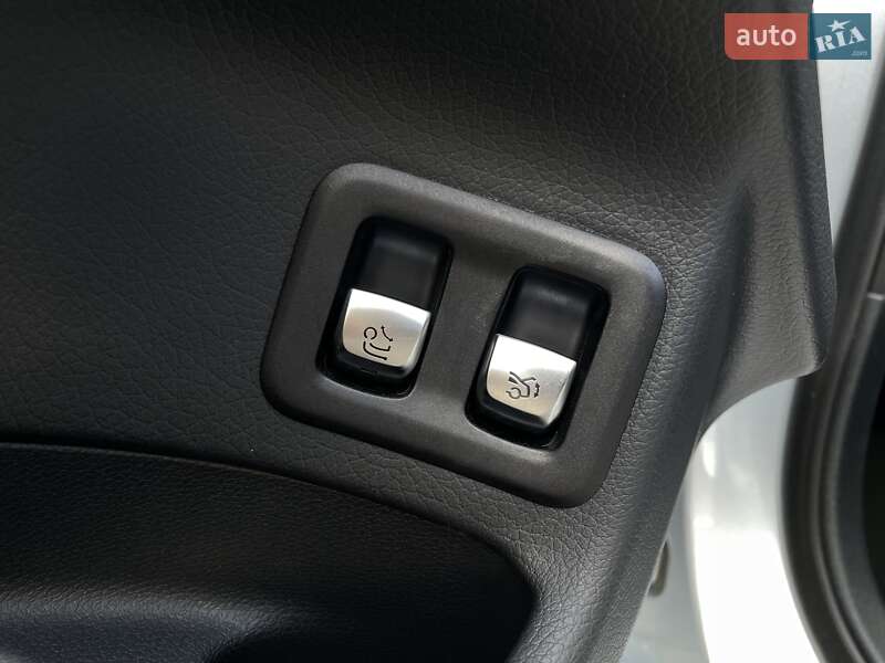 Внедорожник / Кроссовер Mercedes-Benz EQC 2021 в Киеве фото 44 Внедорожник / Кроссовер Mercedes-Benz EQC 2021 в Киеве