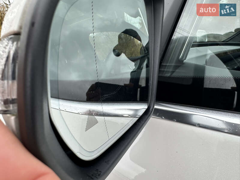 Позашляховик / Кросовер Mercedes-Benz EQC 2020 в Києві