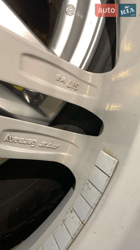 Внедорожник / Кроссовер Mercedes-Benz EQC 2023 в Луцке