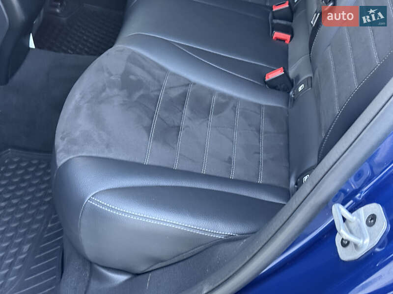 Внедорожник / Кроссовер Mercedes-Benz EQC 2021 в Тернополе