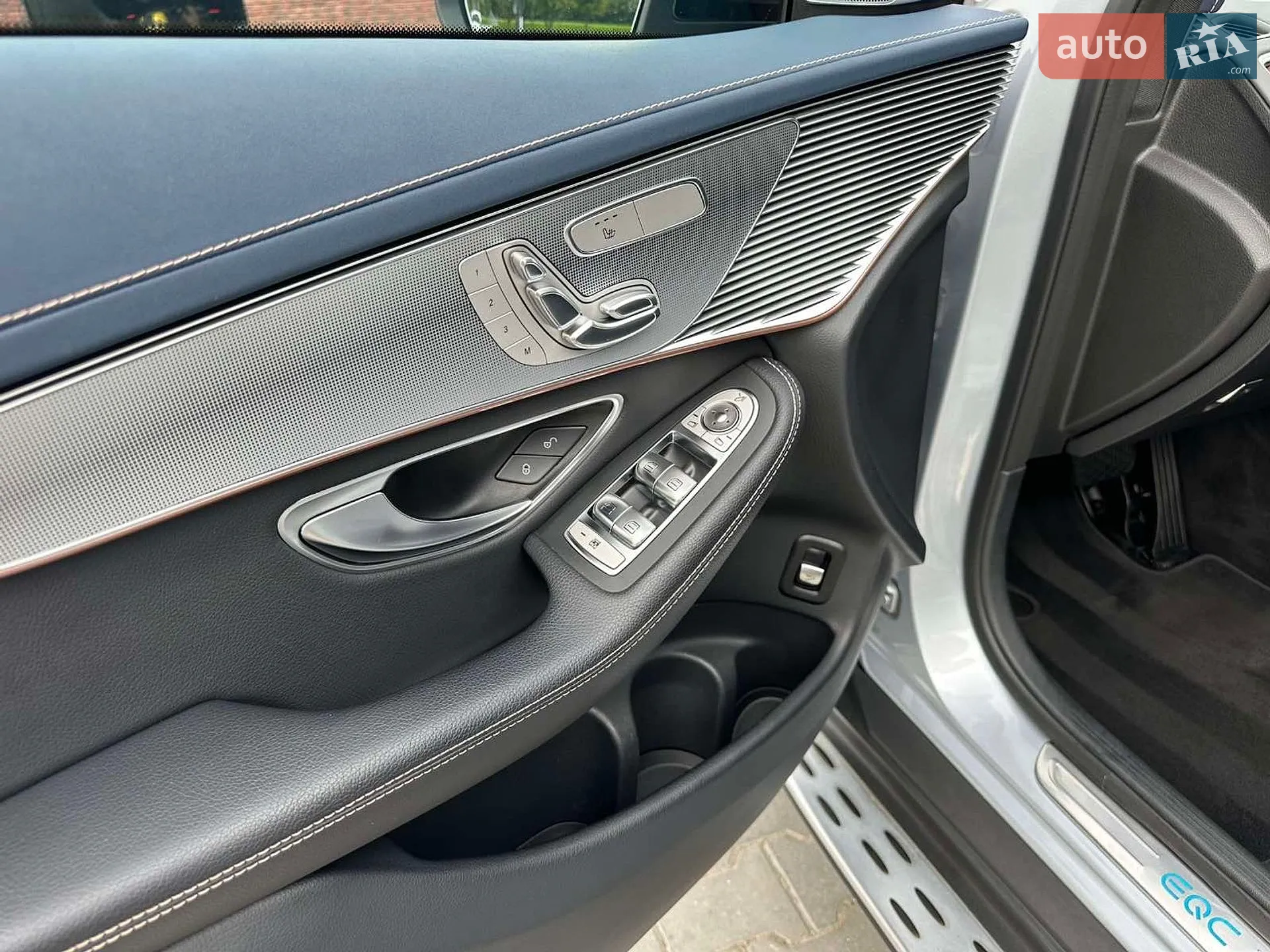 Mercedes-Benz EQC 2019 VIN W1K2938901F002901 фото оголошення 15 з 39