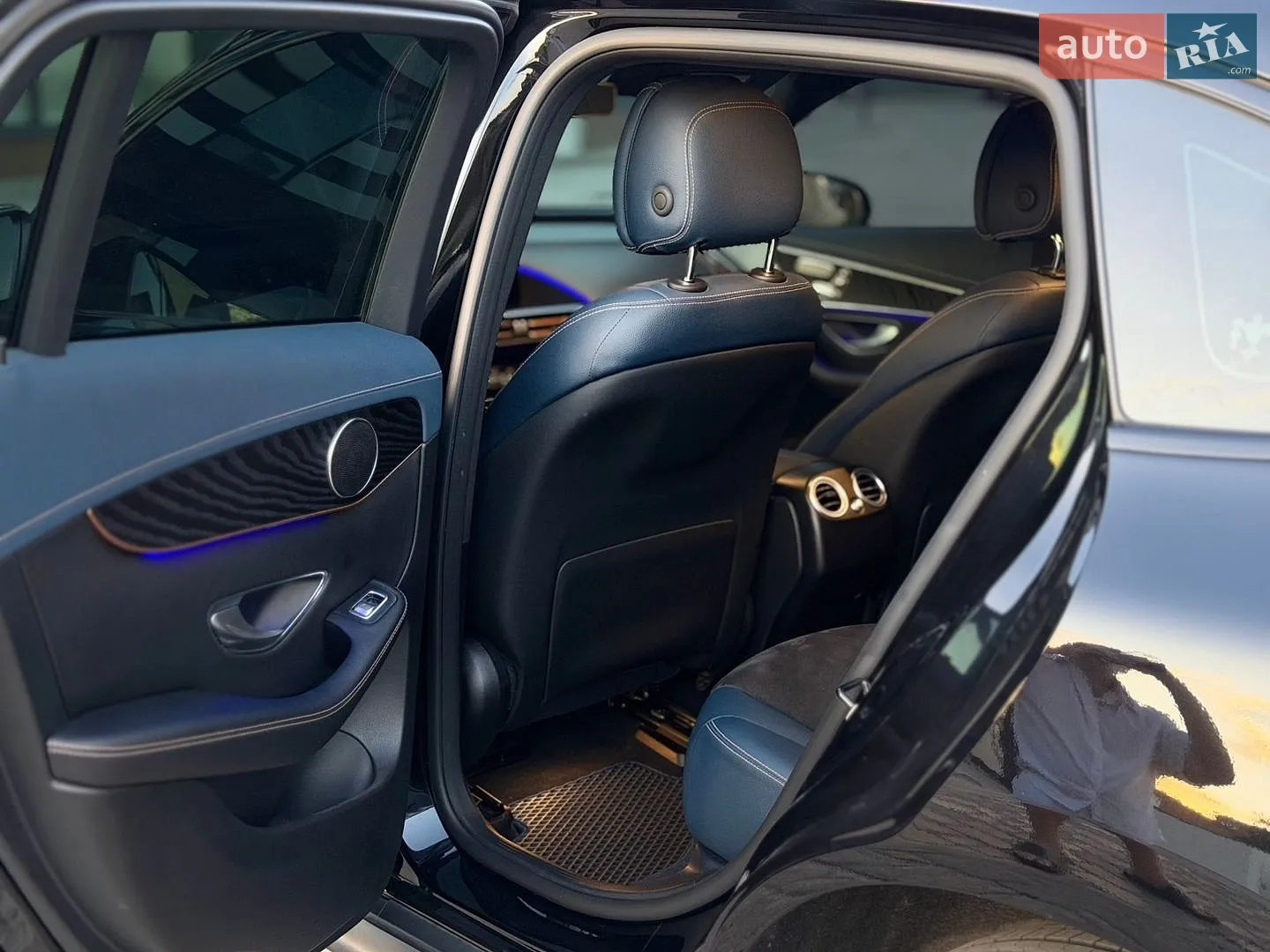 2021 Mercedes-Benz EQC - мініатюра 15